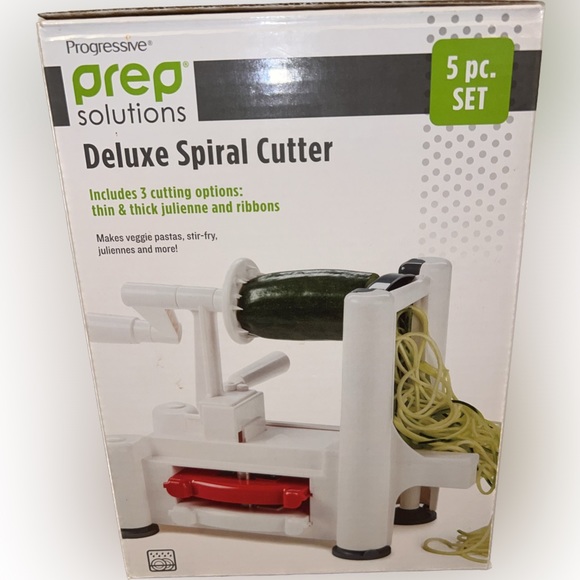 NIB Deluxe Veggie Spiral Cutter for Healthy Pasta - Picture 2 of 5